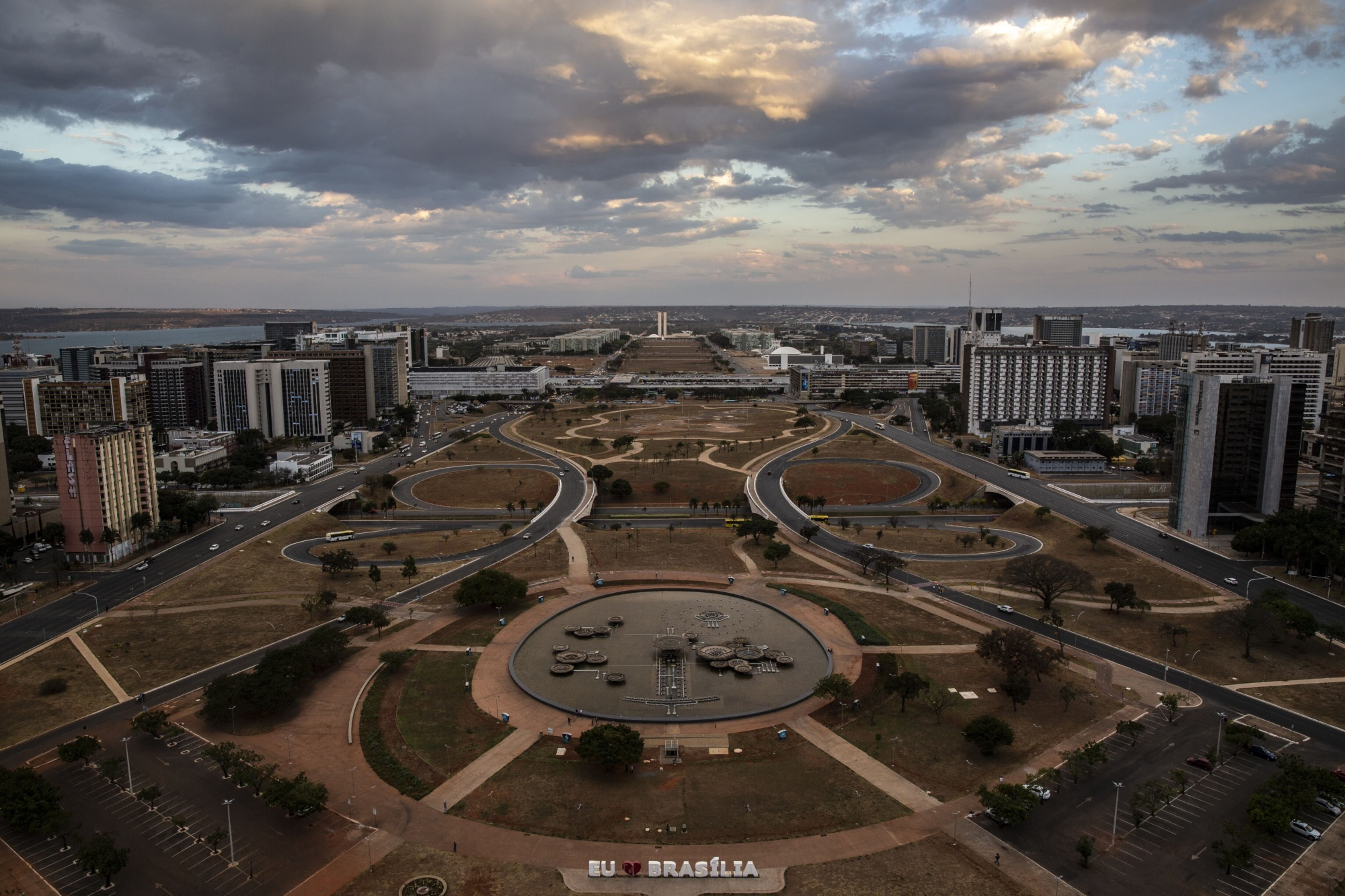 Como o Brasil Paralelo gasta milhões pelo topo do Google